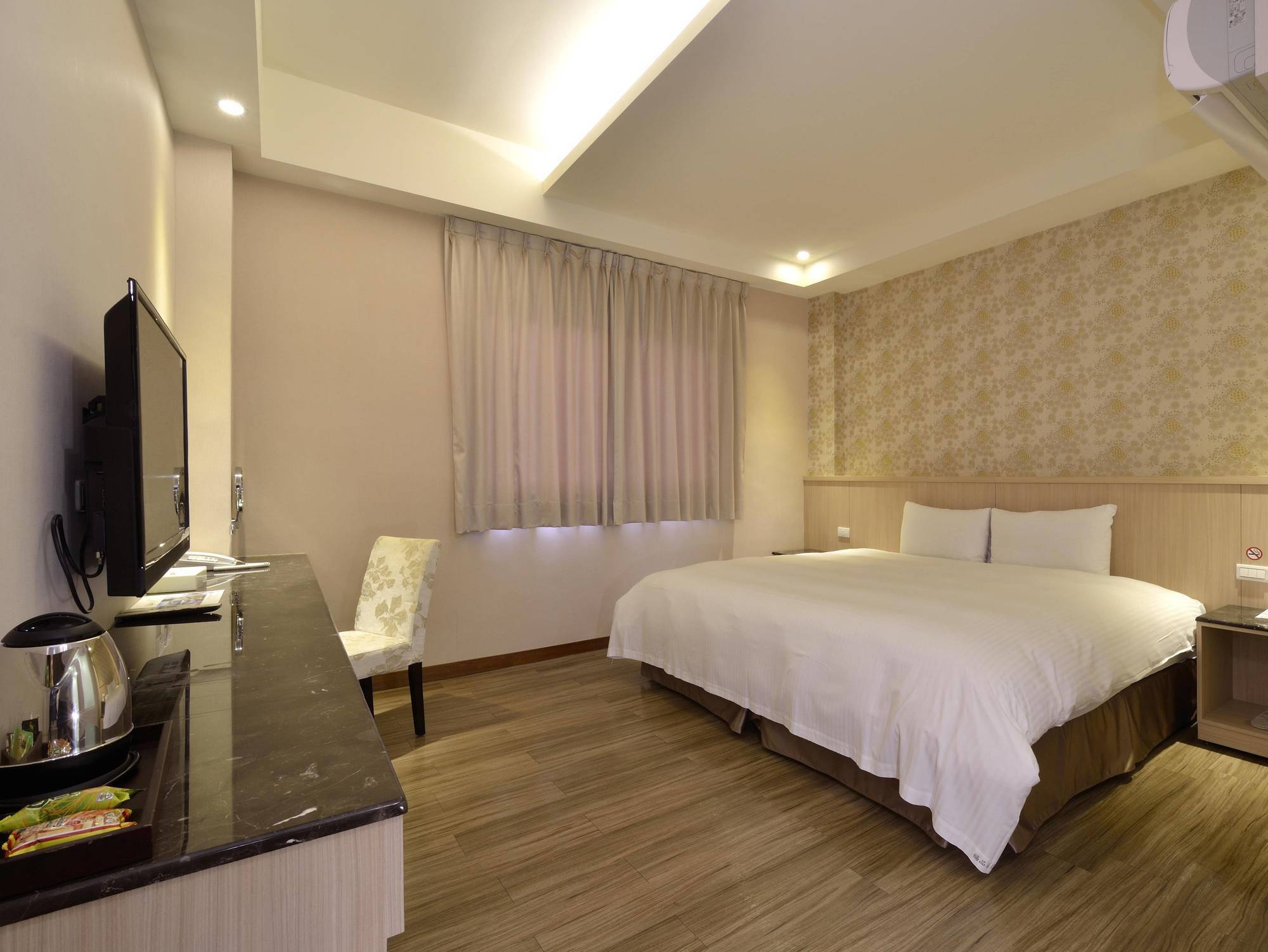 Fupin Hotel Хуалянь Экстерьер фото